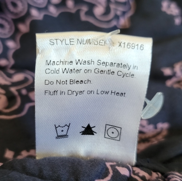 Xirena Harlowe Quilted Puffer Jacket - Picture 8 of 8